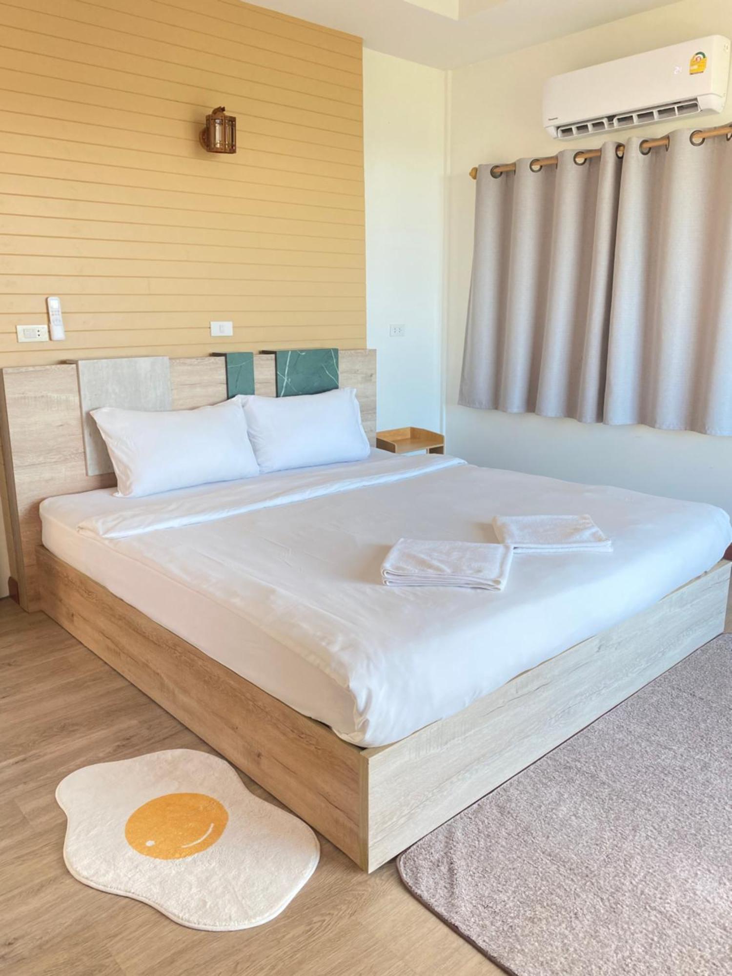 The Moon Camp Khanom Ban Plau 外观 照片